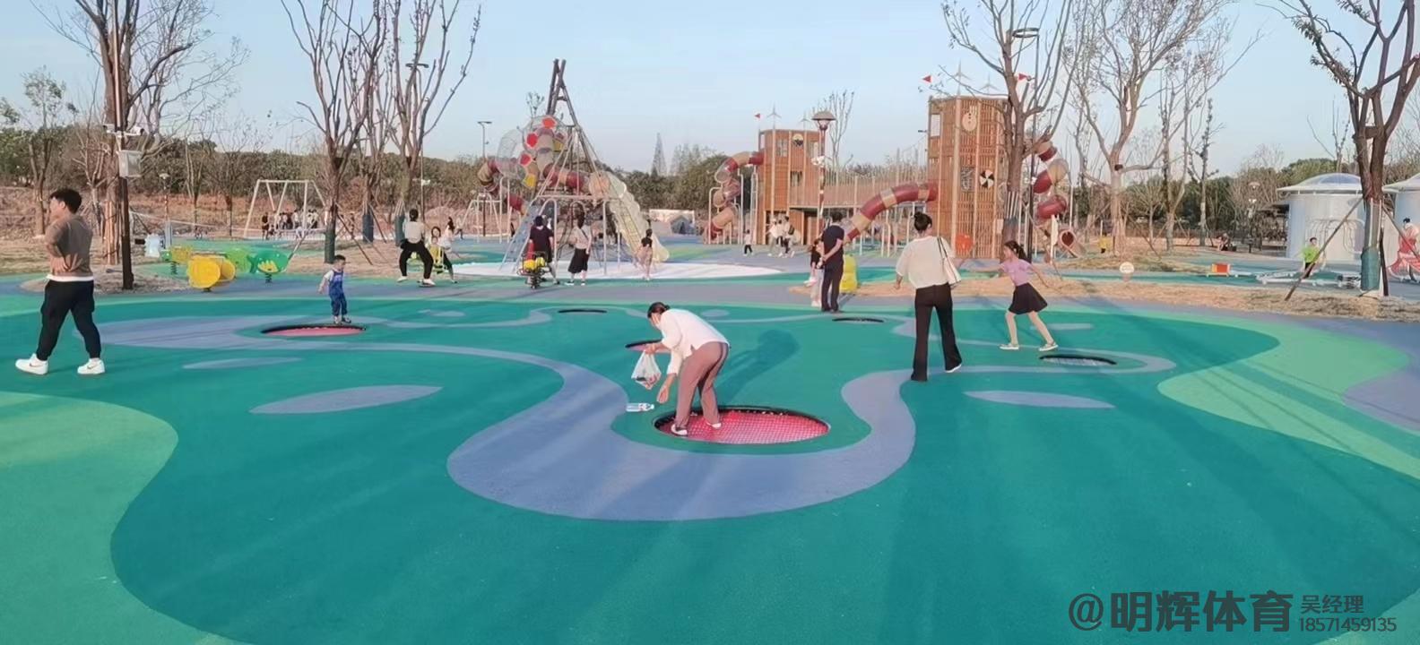 十堰公园跑道是用什么材料做成的
